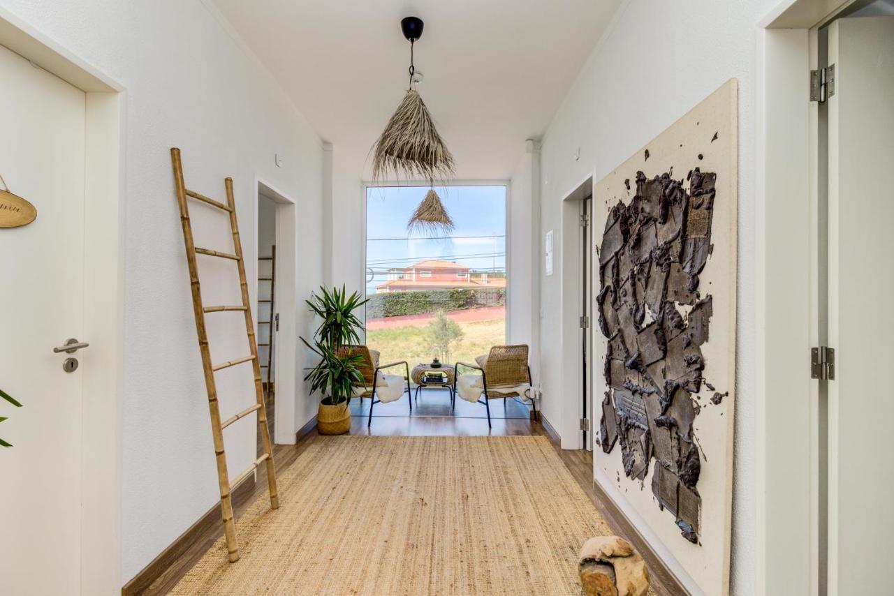 Ocean House - Ribeira D'Ilhas Ericeira Hostel ภายนอก รูปภาพ