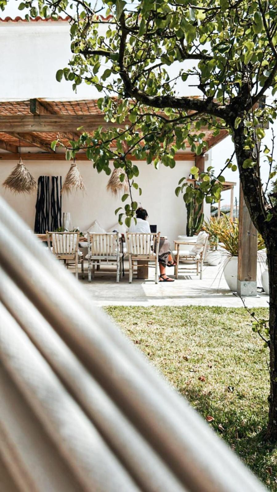 Ocean House - Ribeira D'Ilhas Ericeira Hostel ภายนอก รูปภาพ
