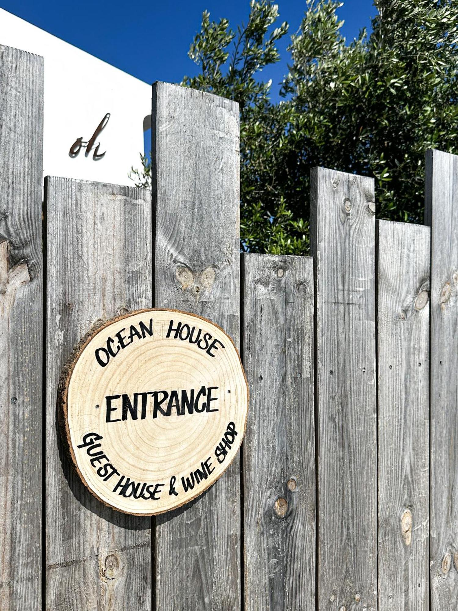 Ocean House - Ribeira D'Ilhas Ericeira Hostel ภายนอก รูปภาพ